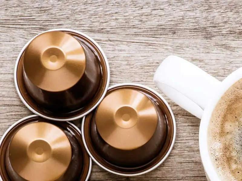 Von der Kaffee­bohne bis in die Kaffee­kapsel­maschine und ins Büro