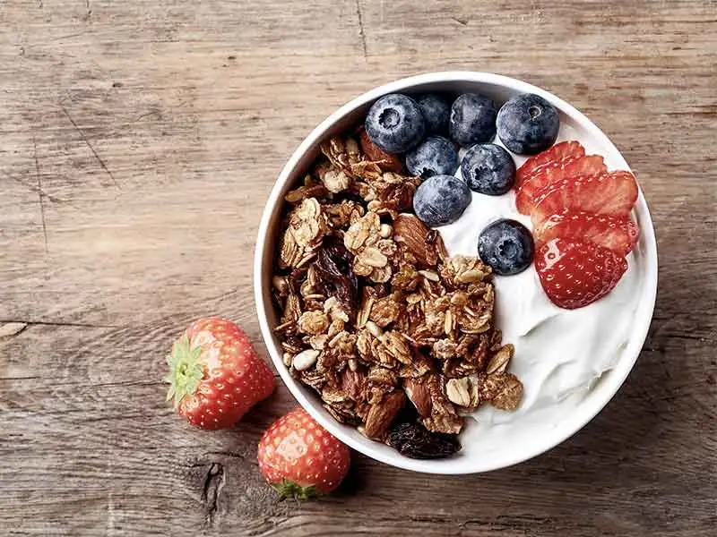 Frühstück Joghurt Früchte Frühstück Joghurt Früchte